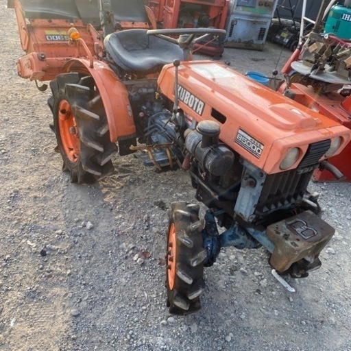 レンタルＯＫ整備品トラクター B5000 9馬力 4WD ロータリー トラクタ 水田 稲作 農業機械 農機具 農業 中古 レンタルOK整備品トラクター B5000 9馬力 4WD ロータリー トラクタ