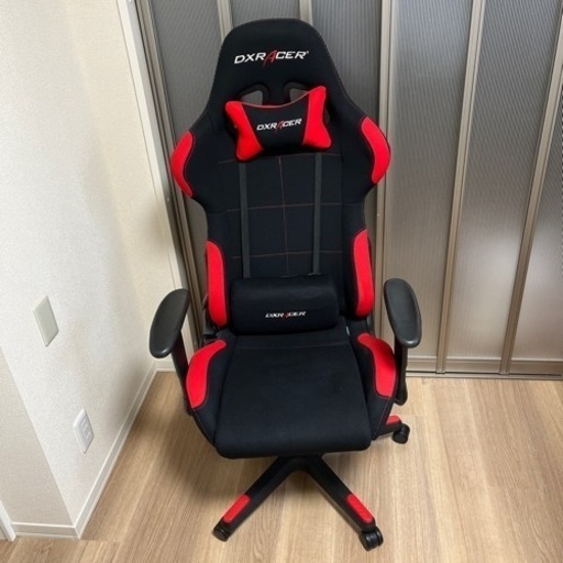 DXracer 椅子