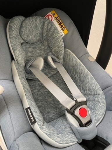 マキシコシペブルプロアイサイズ　チャイルドシート　ISOFIX 