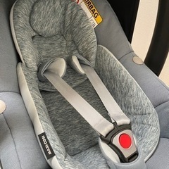 マキシコシペブルプロアイサイズ　チャイルドシート　ISOFIX 