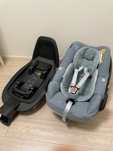 マキシコシペブルプロアイサイズ　チャイルドシート　ISOFIX