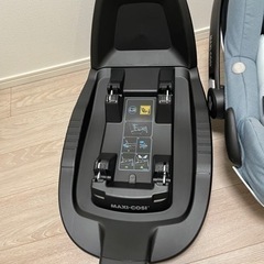 マキシコシペブルプロアイサイズ　チャイルドシート　ISOFIX 