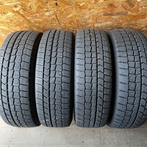 バリ山　DUNLOP ダンロップ　WM02 205/65R16 スタッドレス タイヤ　2018年製　16インチ