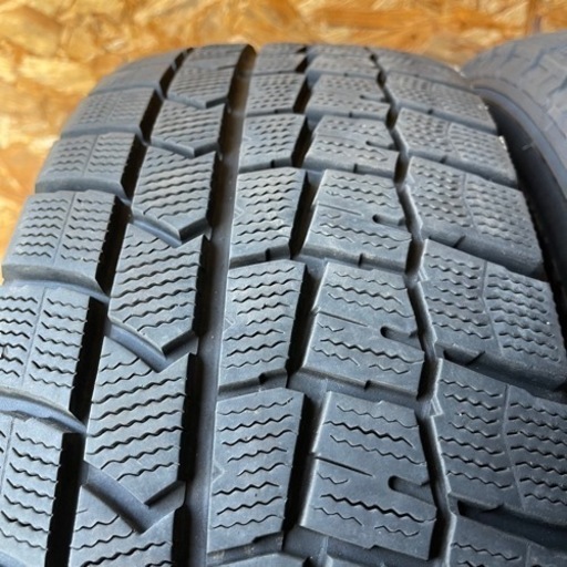 バリ山　DUNLOP ダンロップ　WM02 205/65R16 スタッドレス タイヤ　2018年製　16インチ