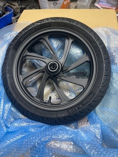 PCX JF81 フロントホイル、タイヤ付き