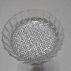 クリスタル切子模様　フルーツ皿の画像