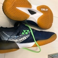 【バドミントンシューズ】ヨネックス　25.5cm コンフォートZ2 ワイドミッド の画像