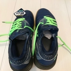 【バドミントンシューズ】ヨネックス　25.5cm コンフォートZ2 ワイドミッド の画像