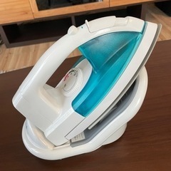 【スチームアイロン】ほぼ使用していない為お譲りします！