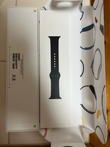 Apple Watch7 45mm ミッドナイトアルミニウムケースとミッドナイトスポーツバンド