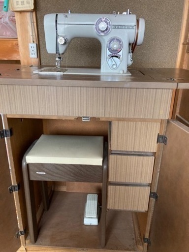 電動足踏みミシン