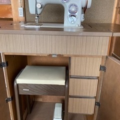 r-06232002.jpg