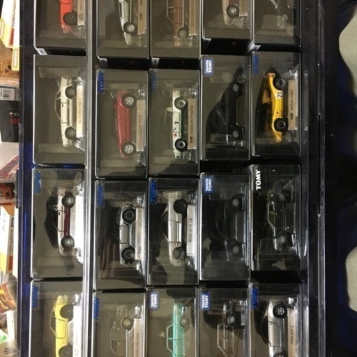 トミカリミテッド