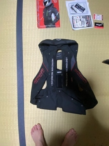 無限電光 hit-air エアバック付ベスト MLV-C レッド M サイズ