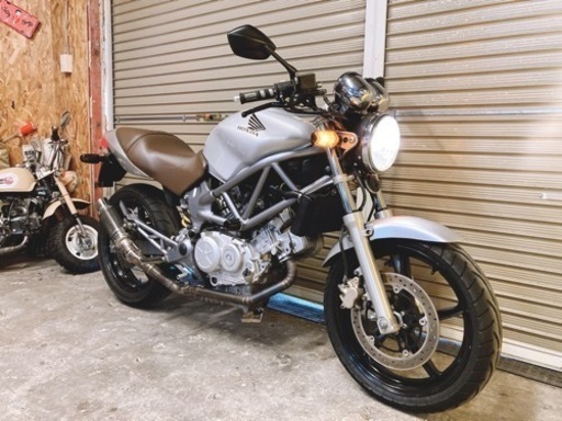 ホンダ　VTR250 綺麗　配送可能　支払いは現金or振り込みも可能