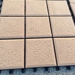 7/31まで値引き！ジョイントタイル30枚　DCM 庭・ベランダ・バルコニー用　　の画像