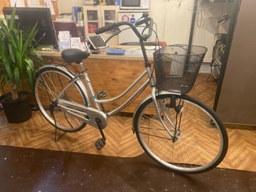 26インチ　自転車　シルバー