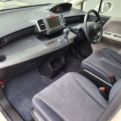 フリード1.5G　ジャストセレクション　H22　車検5/5　走行100000ｋ　純正ＨＤＤナビ＆地デジＴＶ＆カラーバックカメラ　ETC　左側パワースライドドア　社外14AW　キセノン　7人乗の画像