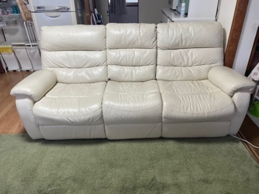 電動リクライニングソファー