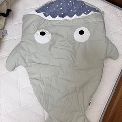 シャーク　ベビーカー寝袋