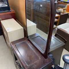 リサイクルショップどりーむ荒田店No.128　鏡台　イス付き！レ...