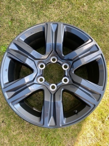 ハイラックスgun125 純正ホイール