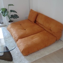 free interior イタリア風ソファーの画像