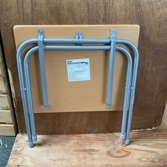 中古 折りたたみミニテーブルの画像