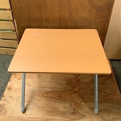 中古 折りたたみミニテーブルの画像