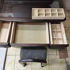 【鹿児島市リサイクルショップスターズ吉野店】ドレッサー 鏡台 三面鏡 お化粧 鏡 小物 ダークブラウン 木目調の画像