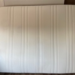 【IKEA】クィーンベッド TRYSILベッドフレーム・すのこ・マットレスの画像