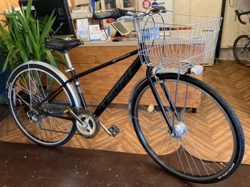 【LEDオートライト】6段変速　700×32c クロスバイク　マットブラック