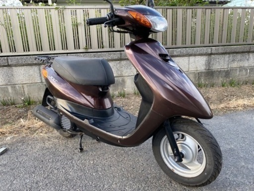 ☆ジョグ低燃費FIモデル☆走行距離少ない(^-^)バッテリー・プラグ・グリップなど新品交換☆色々整備で快調ですよ☆50cc原付スクーター☆