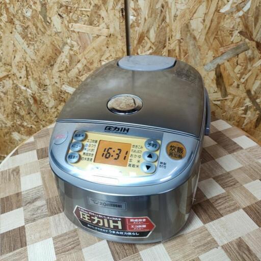 ZOJIRUSHI 圧力IH炊飯ジャー NP-HJ10型 2013年製