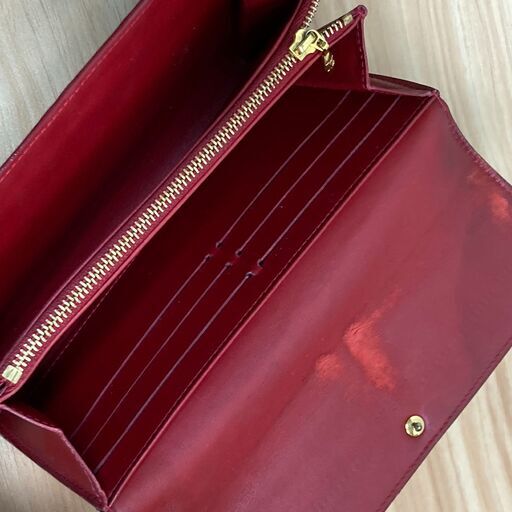 ✨?期間限定 ? ジモティー特別SALE?✨ルイ・ヴィトン ヴェルニ 2つ折り長財布 赤 M93530