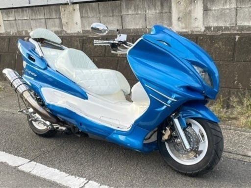 メタリックブルー✖︎ホワイト‼︎ 【YAMAHA マジェスティ】スピーカー４発‼︎
