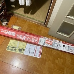 玄関ドア用網戸の画像