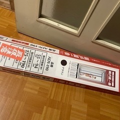 玄関ドア用網戸の画像