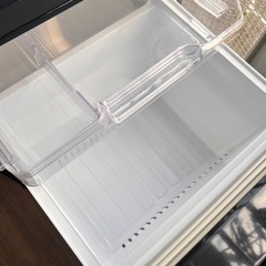 146リットル　2ドア三菱冷蔵庫　MR-P15Z-B の画像