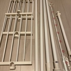 突っ張りラック3段 幅伸縮式の画像