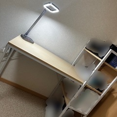 【1年も使用していません】デスク　事務机　本棚　勉強机