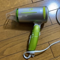 ドライヤー　(取引中)