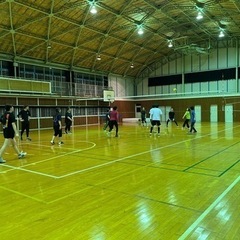 今週土曜日【8日】バレーやります！