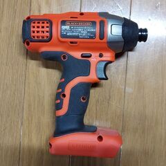 値下げしました！美品！18Vインパクトドライバー！の画像