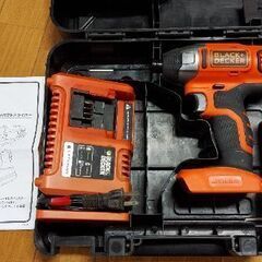 値下げしました！美品！18Vインパクトドライバー！