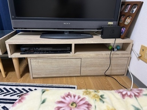 テレビ台（テレビは付きません）