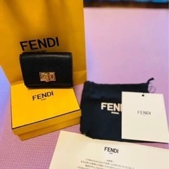 FENDI マイクロ 三つ折り財布 ブラック
