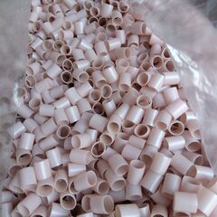 手工芸材料(直径7mm×高10mm)淡いピンク円筒管約6000個 プラスチック製　2022.0930a77の画像
