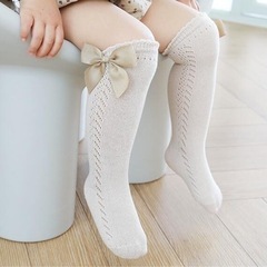 リボン透かし編みソックス🧦の画像