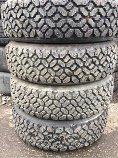 175/70R13 スパイクタイヤ 4本セット